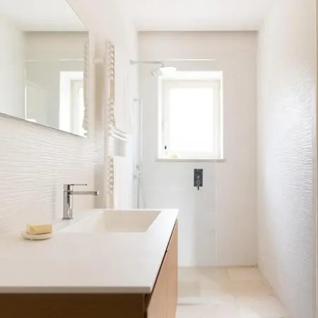 Designer With 4 Bedrooms Stunning Views In Puglia