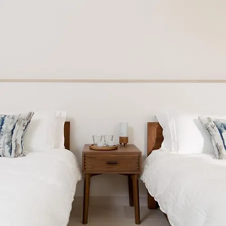 Designer With 4 Bedrooms Stunning Views In Puglia Villa