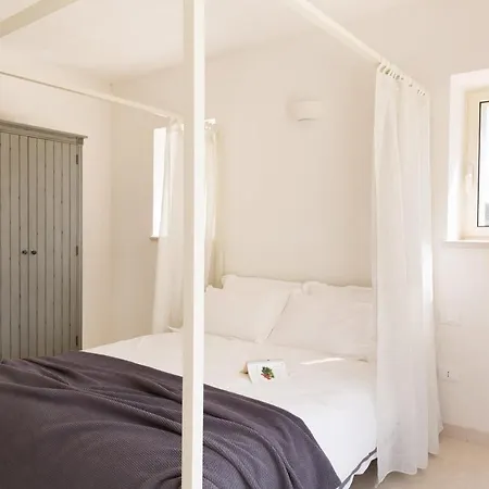 Designer With 4 Bedrooms Stunning Views In Puglia Villa *
