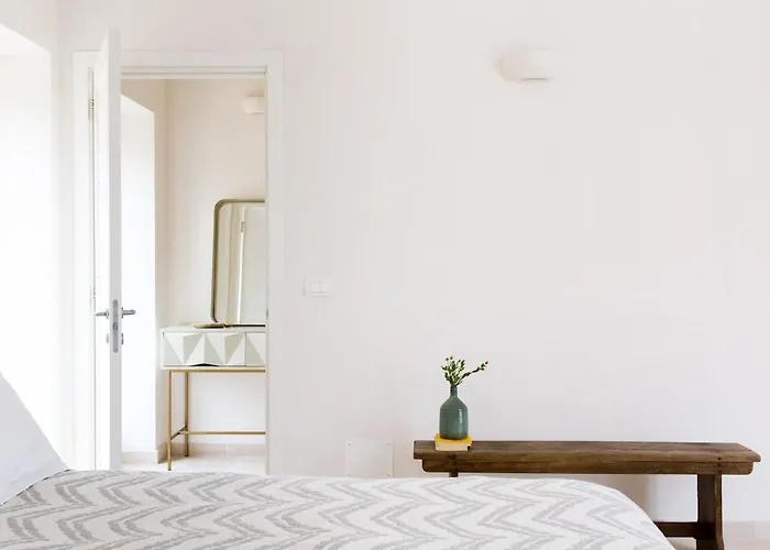 Designer With 4 Bedrooms Stunning Views In Puglia